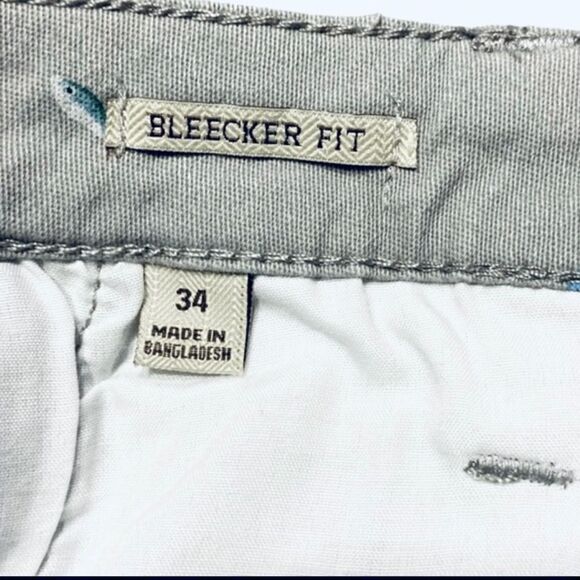 Jachs Mens Sz 34 Stone Gray Bleeker Fit All Over Fishing Lure Twill Chino Shorts - Picture 4 of 5